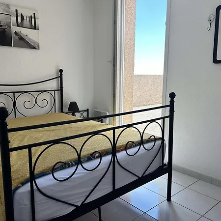 Holiday home Maison A Pierre La Avec Terrasse Et Piscine 2 Etoiles - Fr-1-229d-541 Saint-Pierre-la-Mer (Aude)